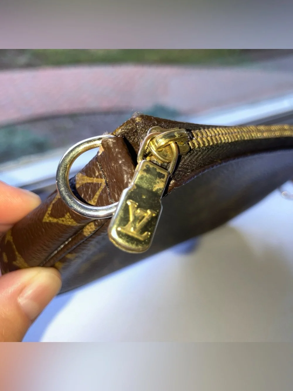 Louis Vuitton Monogram Canvas Petit Bucket Pochette Pouch